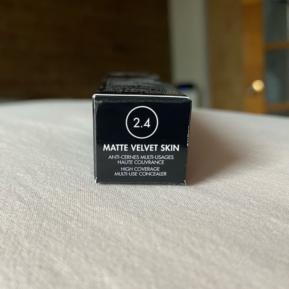 MAKE UP FOR EVER Matte Velvelt Skin High Coverage Multi-Use Concealer shade 2.4 - Picture 4 of 7